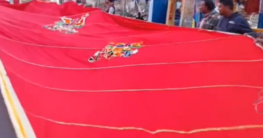 Flag of Ram Janmabhoomi: Special flag of Ayodhya prepared in Hazaribagh by Ram devotee Naval Kishore Khandelwal
